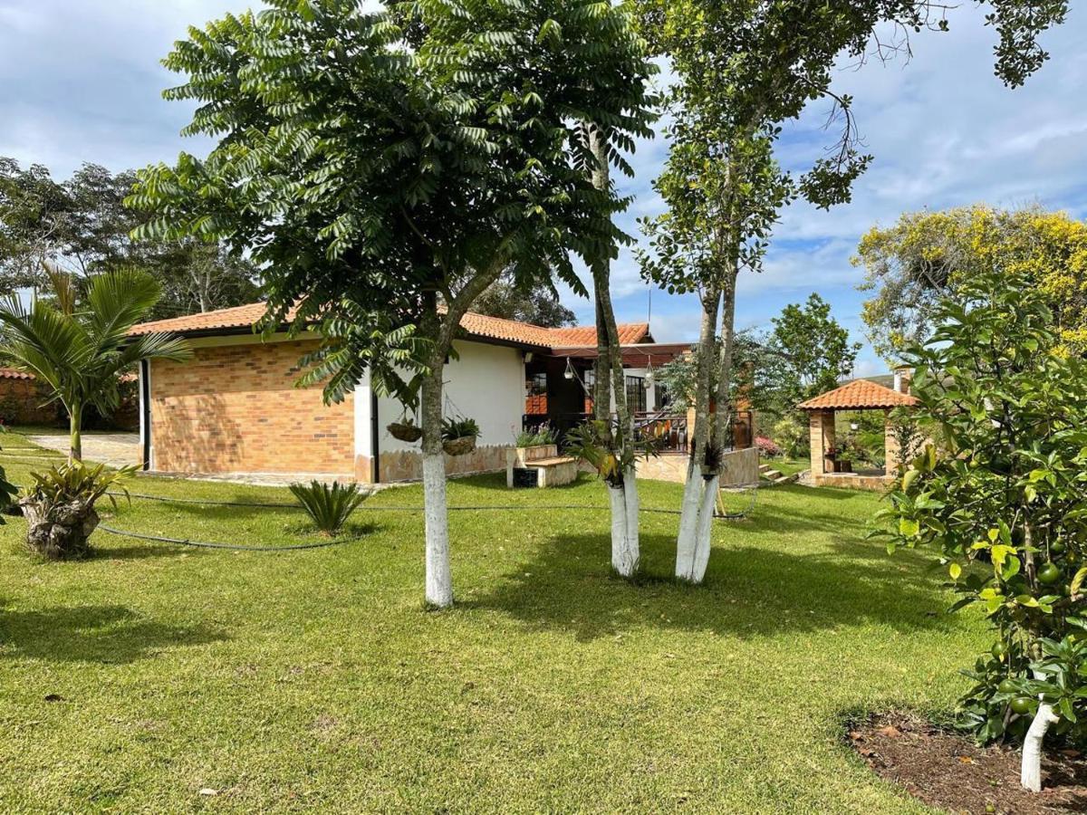 Casa De Campo Villa Tatiana- Mesa De Los Santos Los Santos  Εξωτερικό φωτογραφία